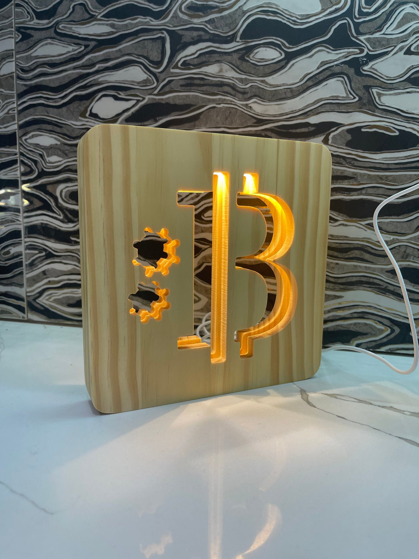 Wooden Crypto Bitcoin Novelty Light - Crypto Coin Display